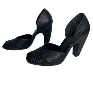 Newport News Size 7 Vintage Style Black Reptile Embossed Peep Toe Heels Retro